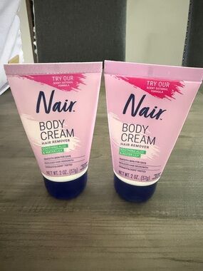 Nair Body Cream Hair Remover - Soothing Aloe & Water Lily (Pink), 2 tubes/NEW